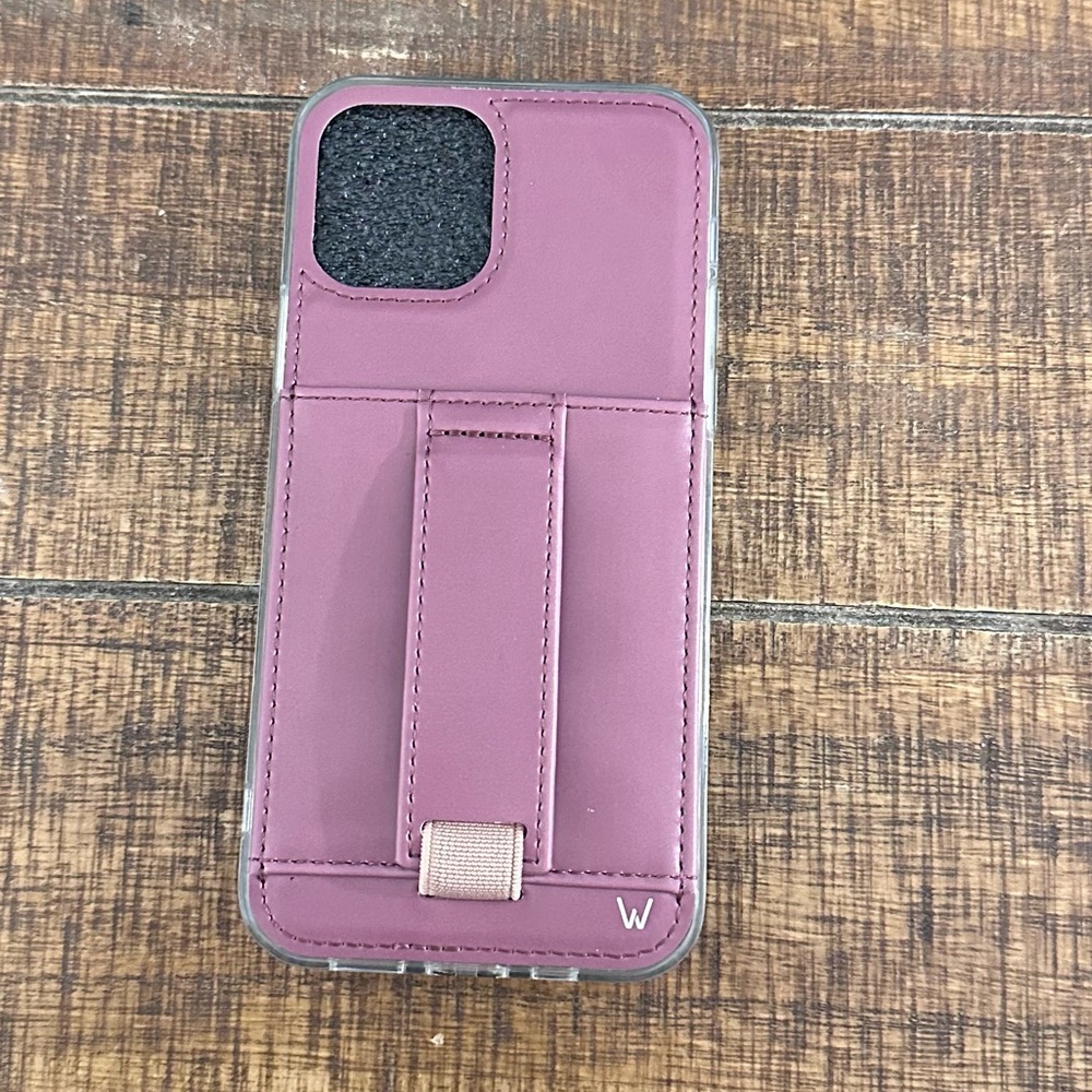 Walli never used iPhone 12 pro case